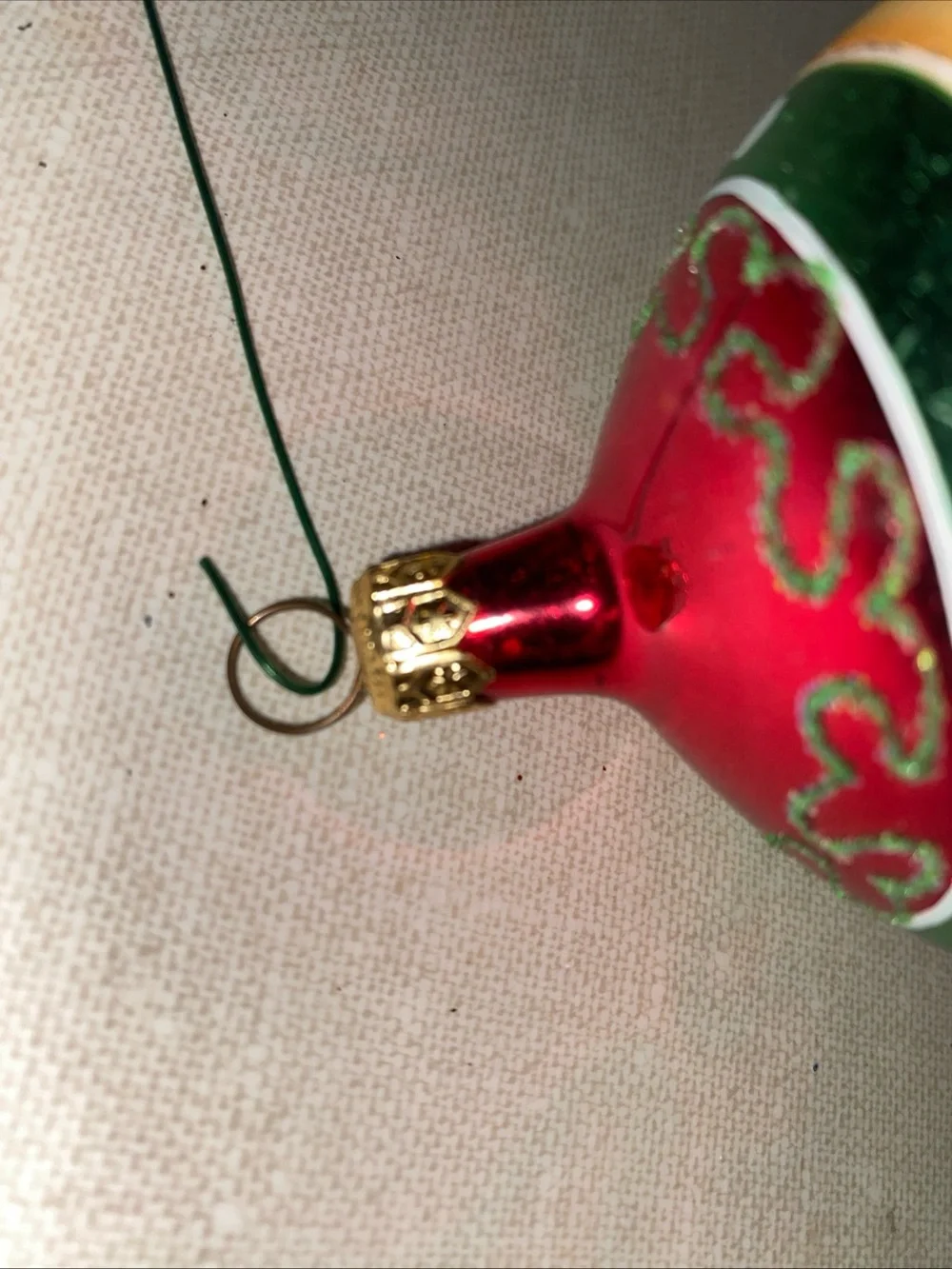 VTG  Smithsonian Golden Arabesque Glass Christmas Ornament‎
